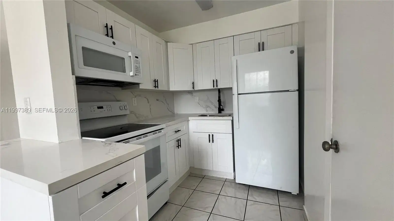1 bedroom 1 bath Residential Lease for rent at 8701 SW 141st St # B8, Palmetto Bay FL 33176