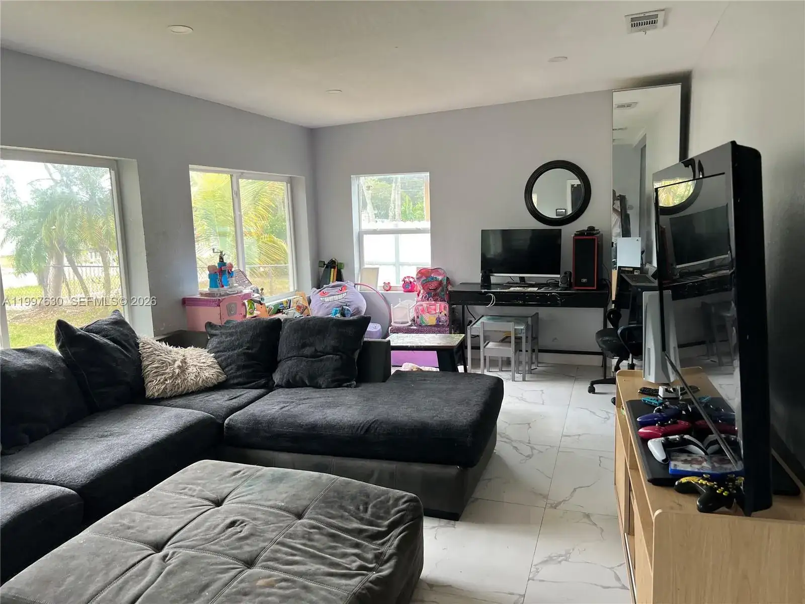 2 bedroom 1 bath Residential for sale at 450 NW 4th Ave, Homestead FL 33030