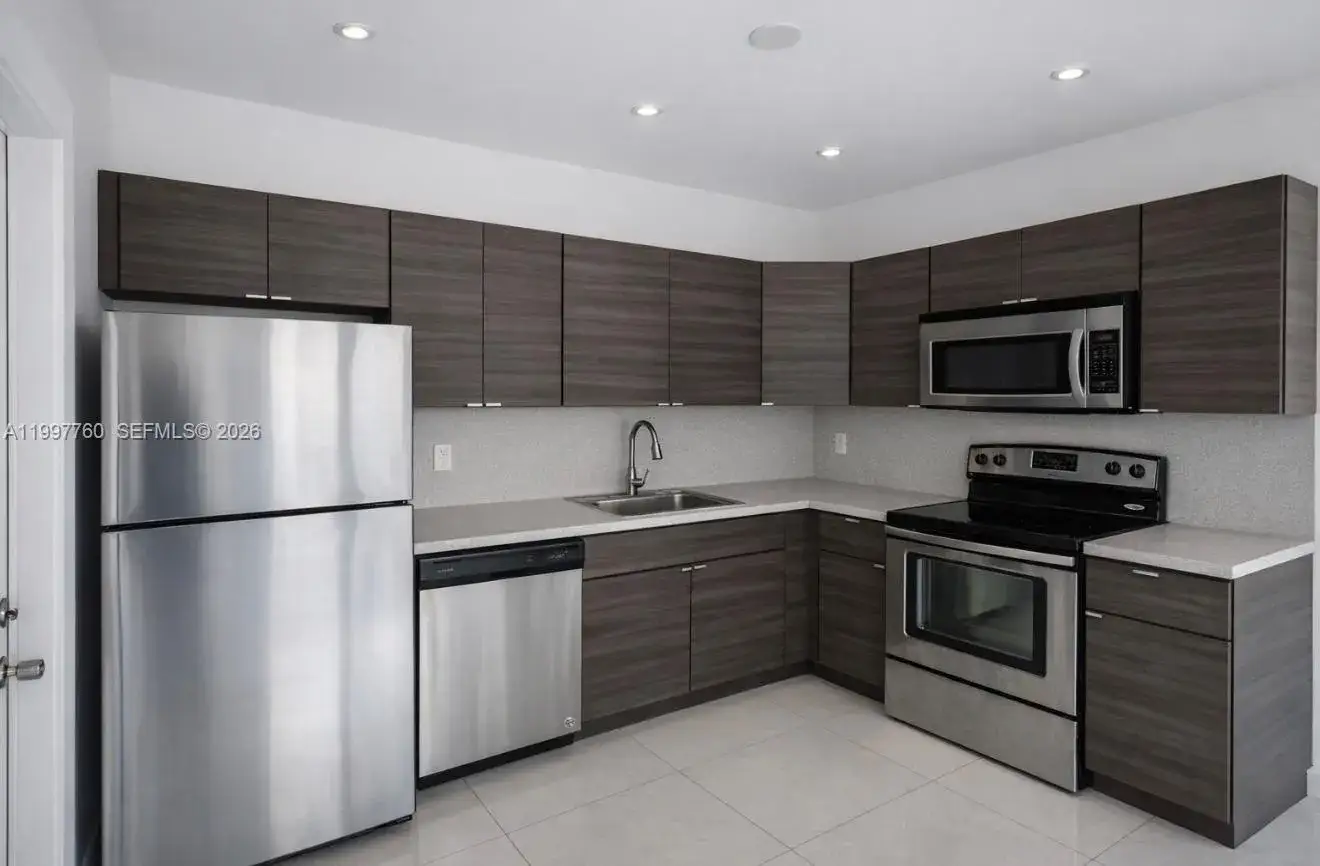 2 bedroom 1 bath Residential Lease for rent at 560 NE 67th St # 1, Miami FL 33138