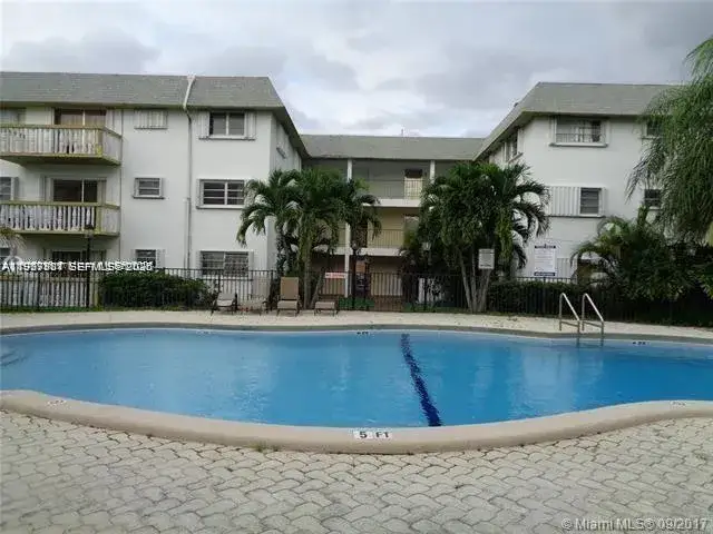 2 bedroom 2 bath Residential Lease for rent at 15205 NE 6th Ave # D212, Miami FL 33162