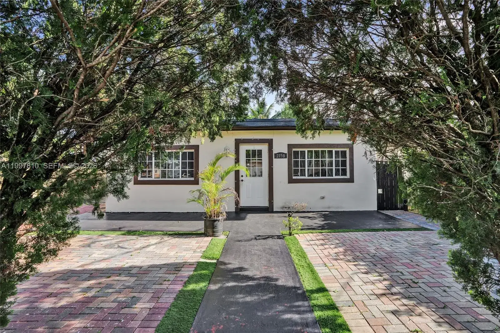 2 bedroom 1 bath Residential for sale at 2158 NW 100th St, Miami FL 33147