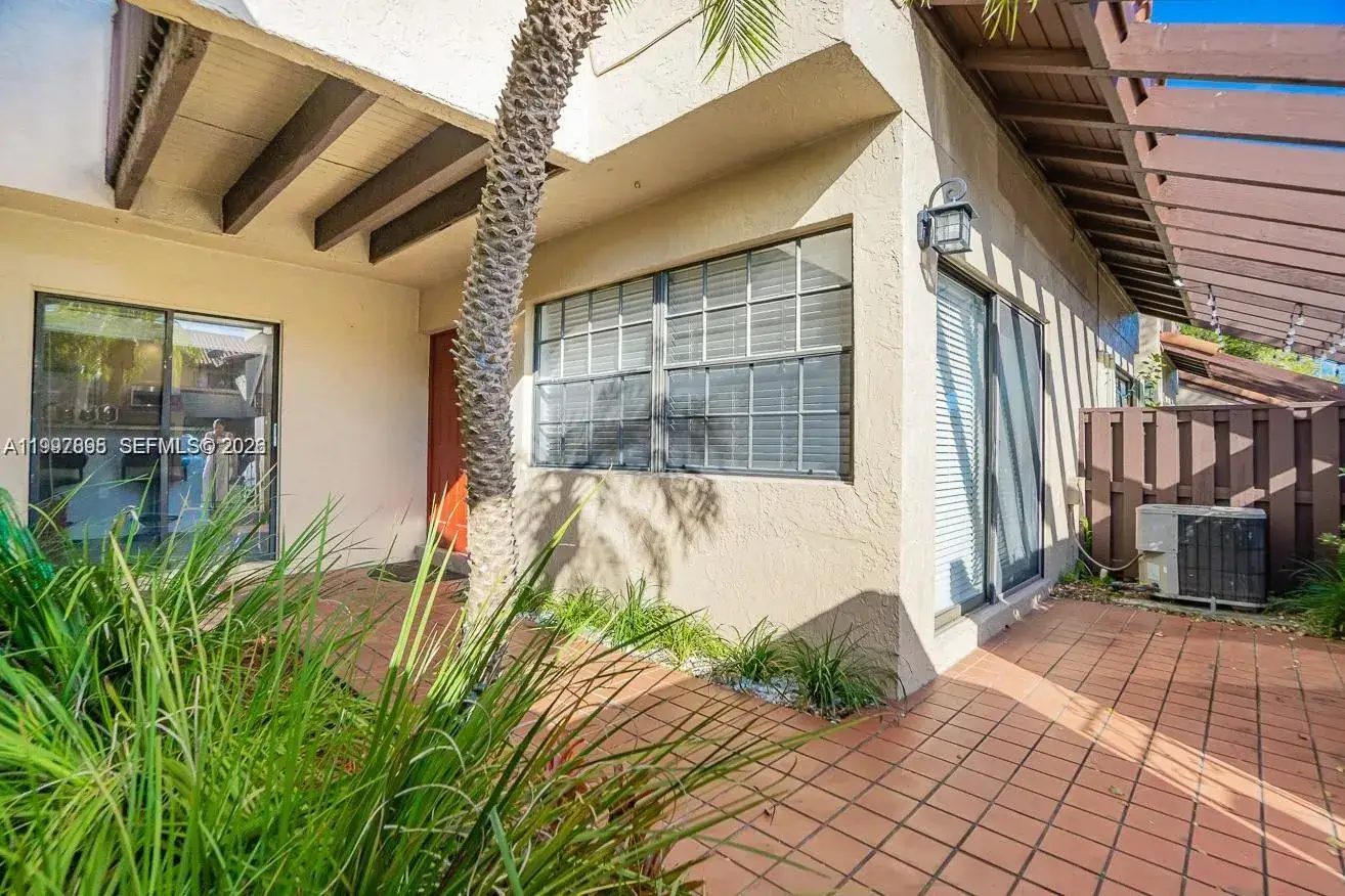 2 bedroom 2 bath Residential for sale at 13257 SW 113th Ter, Miami FL 33186