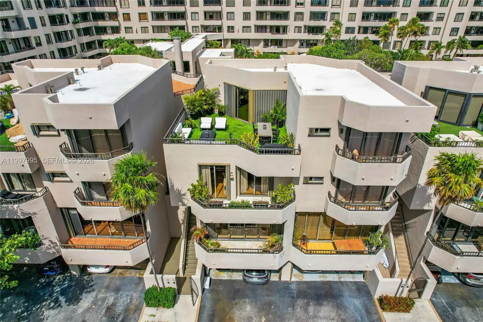 3 bedroom 2 bath Residential for sale at 201 Crandon Blvd # 163, Key Biscayne FL 33149