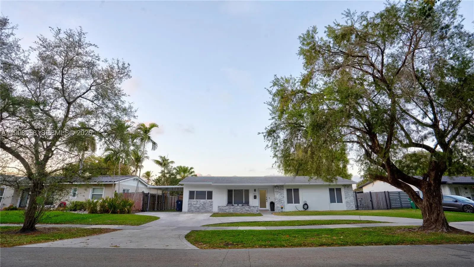3 bedroom 2 bath Residential for sale at 9311 Sterling Dr, Cutler Bay FL 33157