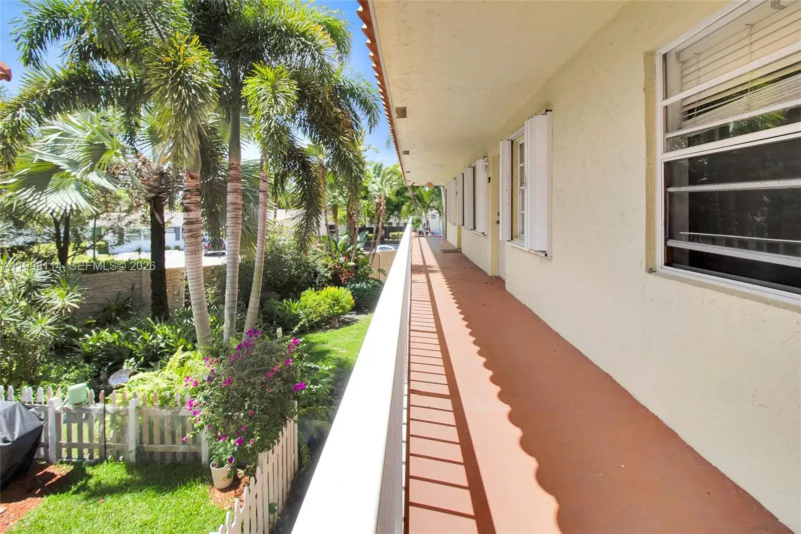 2 bedroom 1 bath Residential for sale at 1125 NE 16th Pl # 208, Fort Lauderdale FL 33305