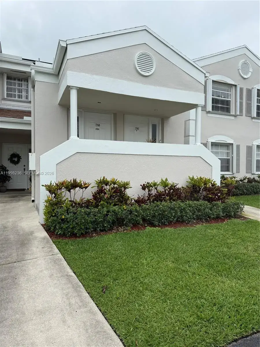 2 bedroom 2 bath Residential for sale at 2260 SE 27th Dr, Homestead FL 33035