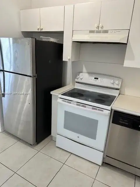 2 bedroom 2 bath Residential for sale at 1240 SE 28th Ct # 102, Homestead FL 33035