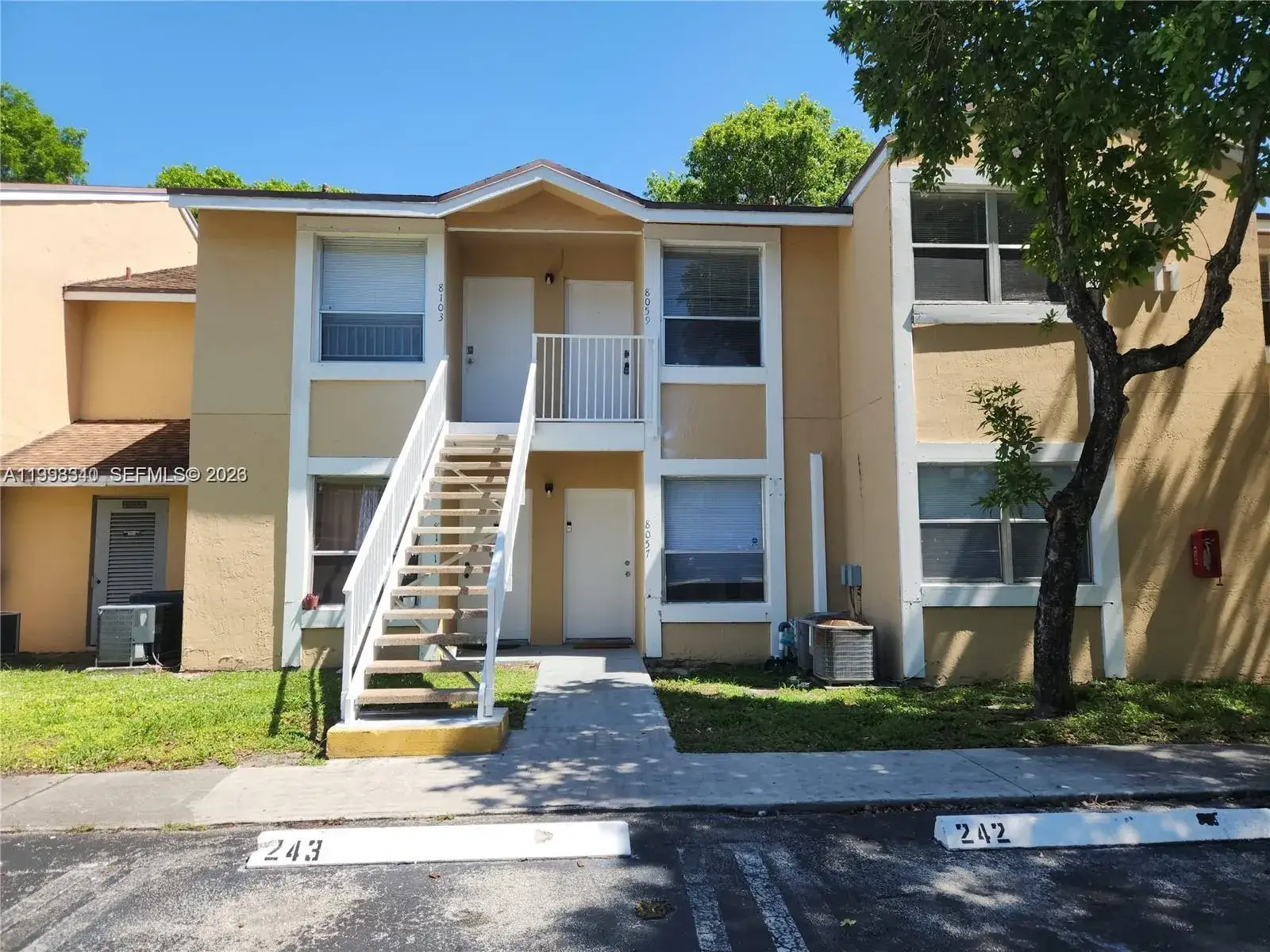 2 bedroom 2 bath Residential Lease for rent at 8059 SW 21 CT # 8059, Miramar FL 33025