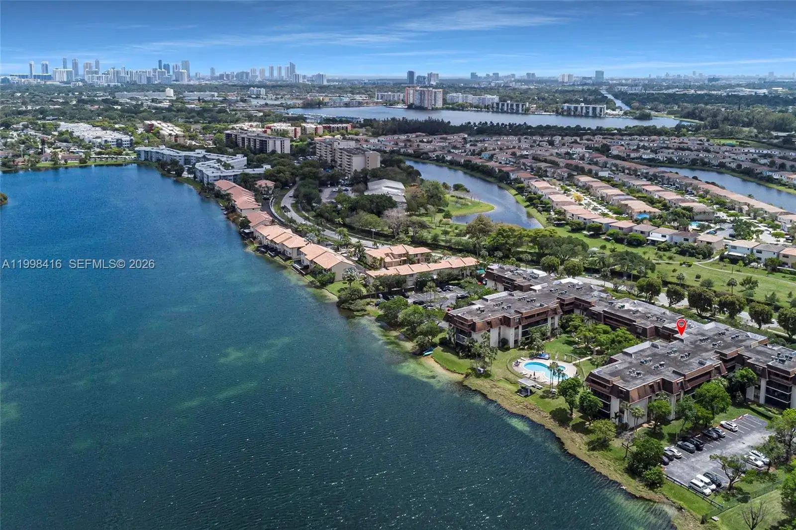 1 bedroom 1 bath Residential for sale at 671 NE 195th St # 114E, Miami FL 33179