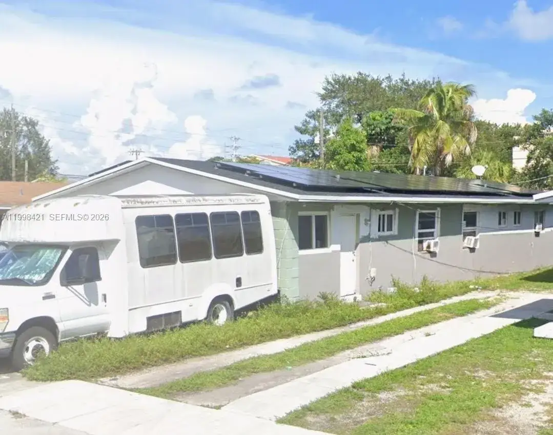 Residential Income for sale at 7641 NW 2nd Ct, Miami FL 33150