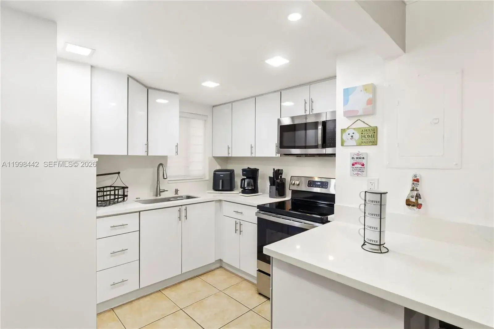 2 bedroom 2 bath Residential for sale at 840 NW 87th Ave # 405, Miami FL 33172