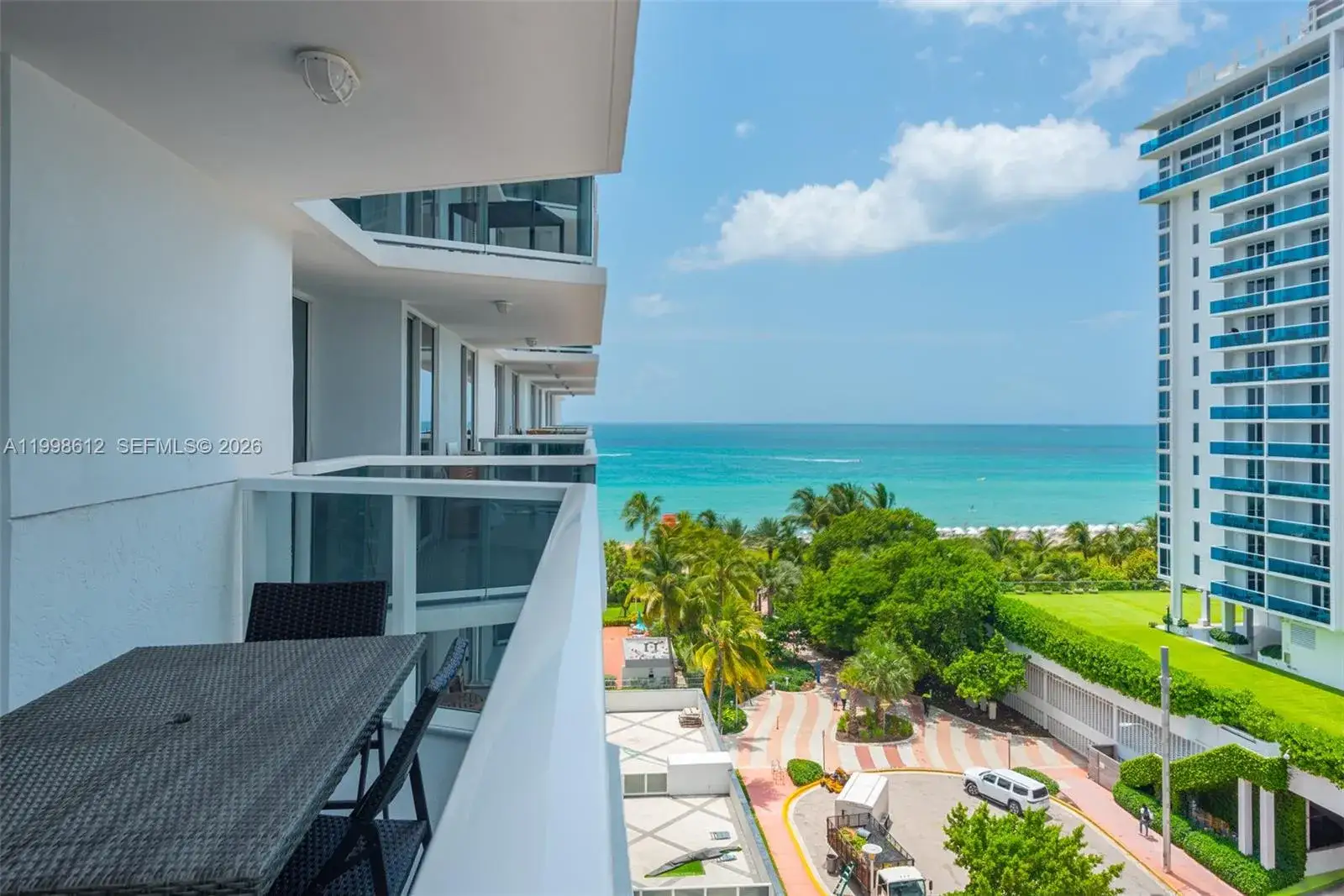 2 bedroom 2 bath Residential Lease for rent at 2401 Collins Ave # 1007, Miami Beach FL 33140