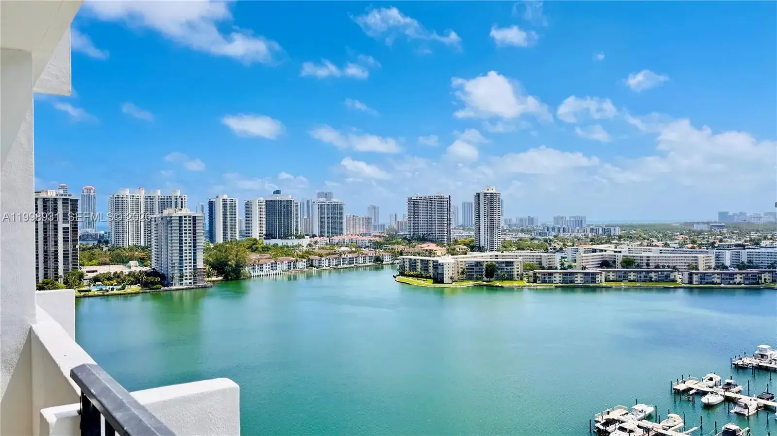 2 bedroom 2 bath Residential for sale at 2780 NE 183rd St # 2012, Aventura FL 33160