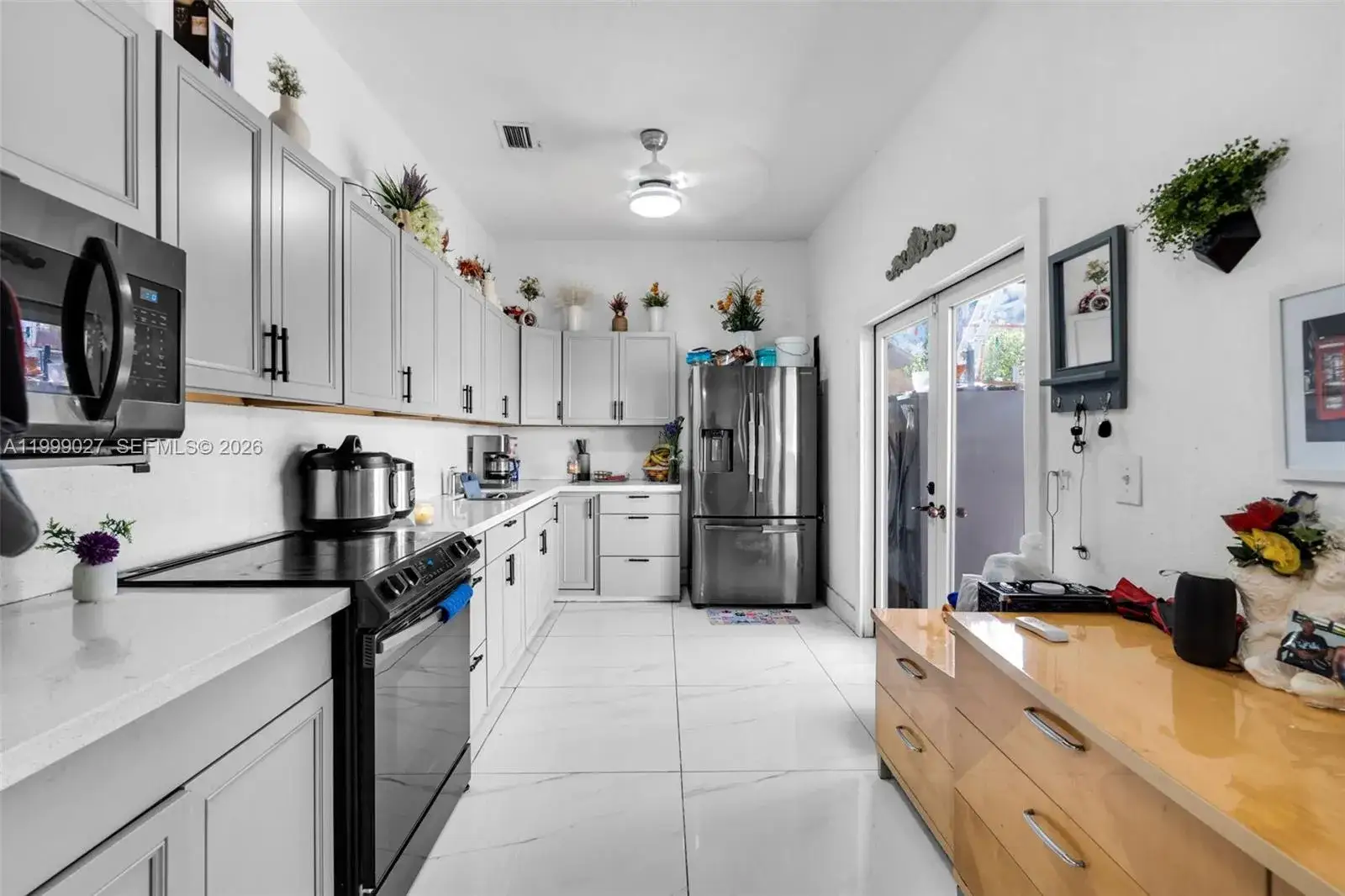 3 bedroom 3 bath Residential Lease for rent at 3166 NW 102nd St, Miami FL 33147