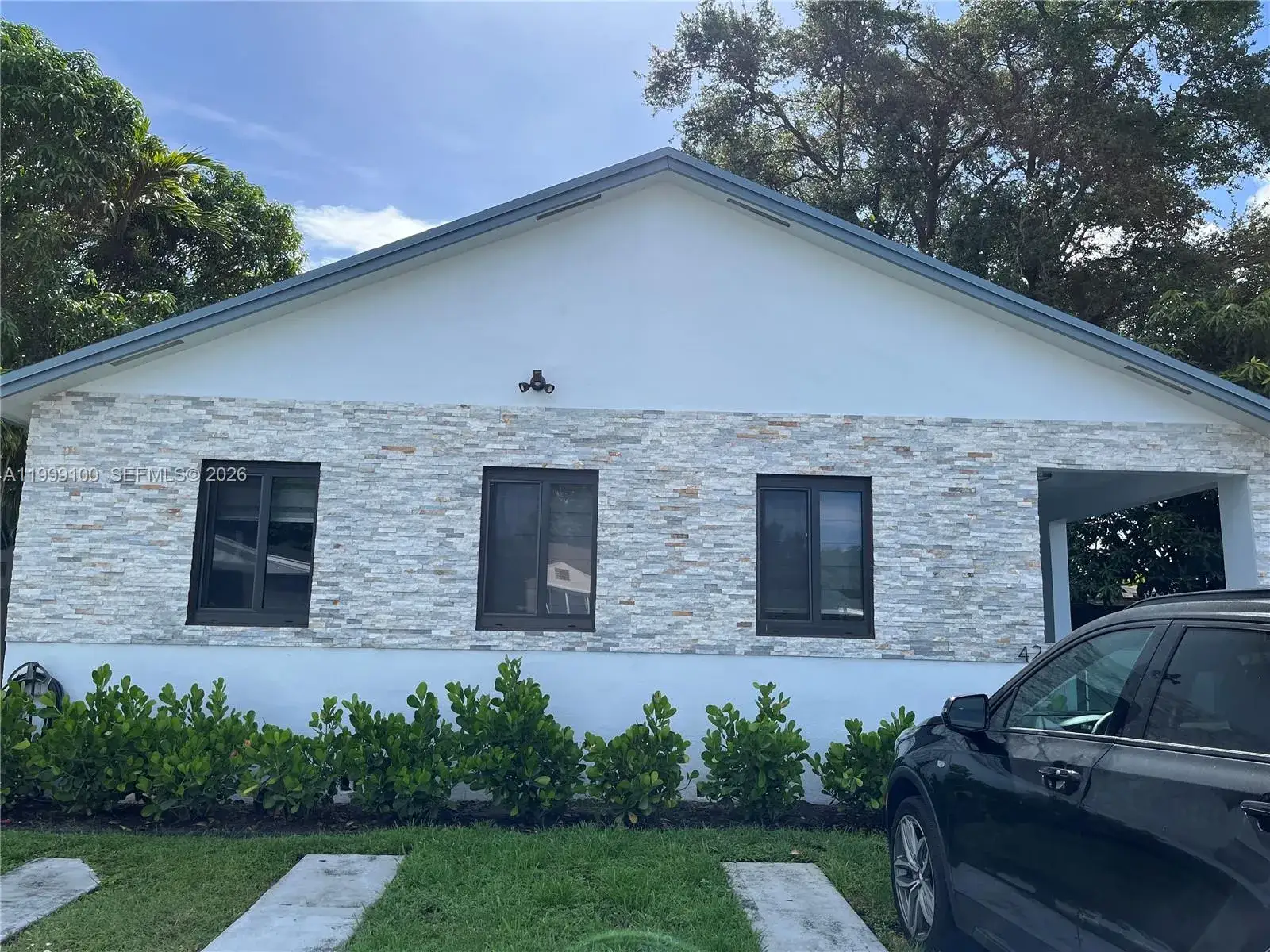 2 bedroom 1 bath Residential Lease for rent at 423 NW 32nd Pl # 1, Miami FL 33125