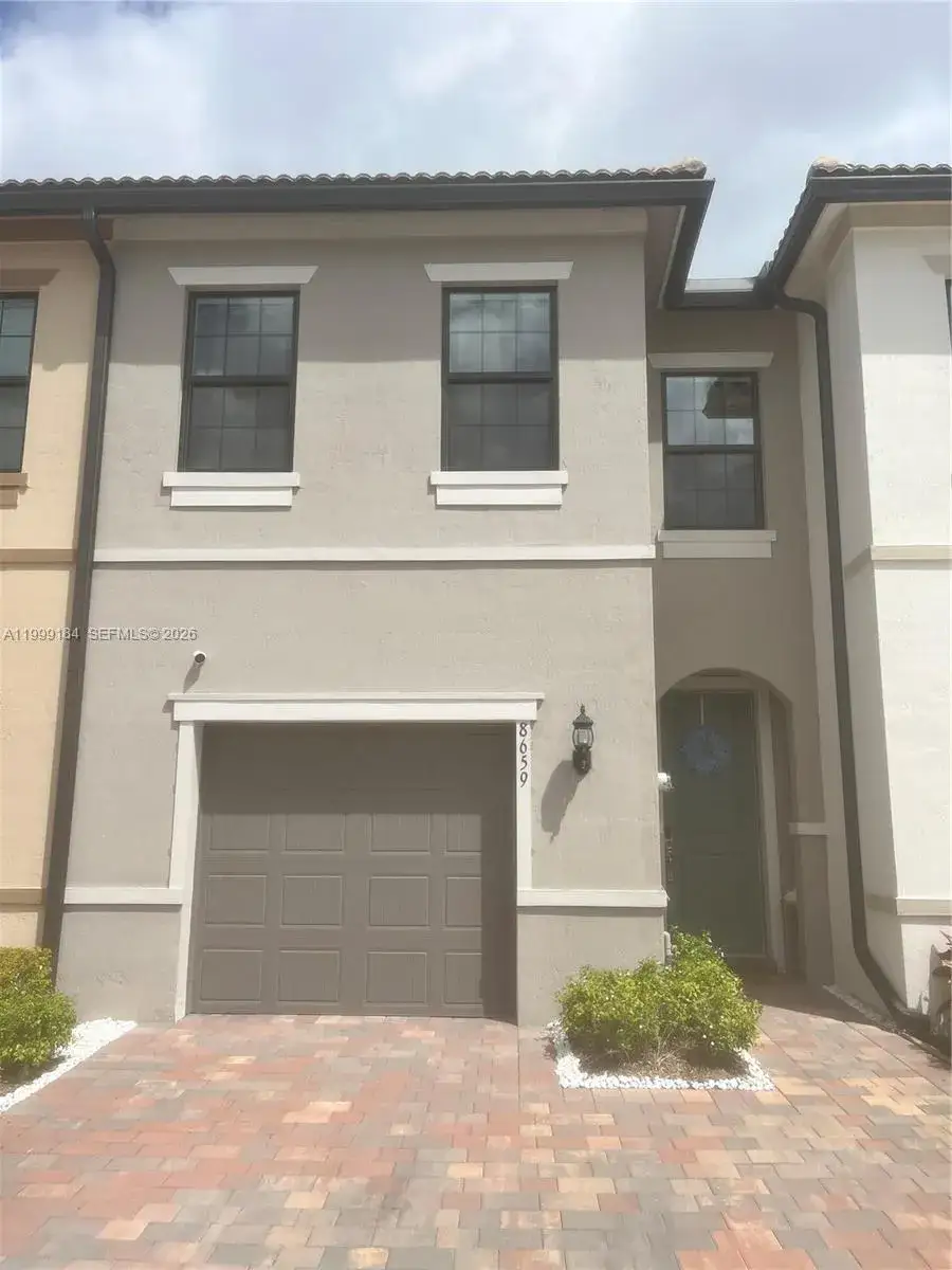 3 bedroom 2 bath Residential Lease for rent at 8659 Escue St # 1, Lake Worth FL 33467