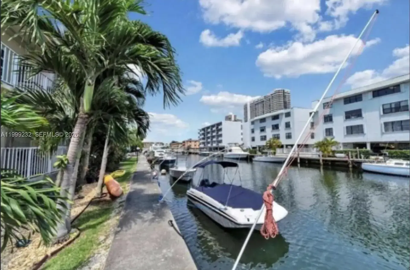2 bedroom 2 bath Residential Lease for rent at 3681 NE 170th St # 4, North Miami Beach FL 33160