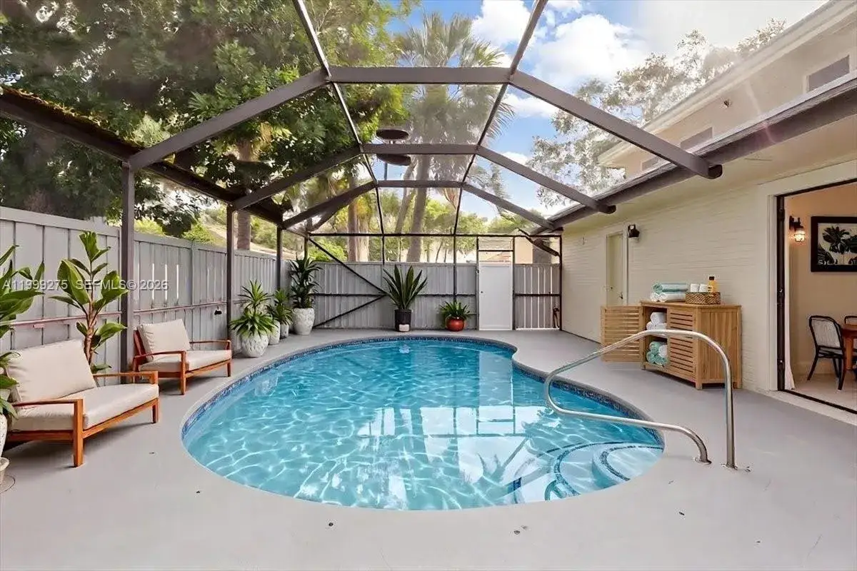 3 bedroom 3 bath Residential for sale at 12680 Woodmill Dr, Palm Beach Gardens FL 33418
