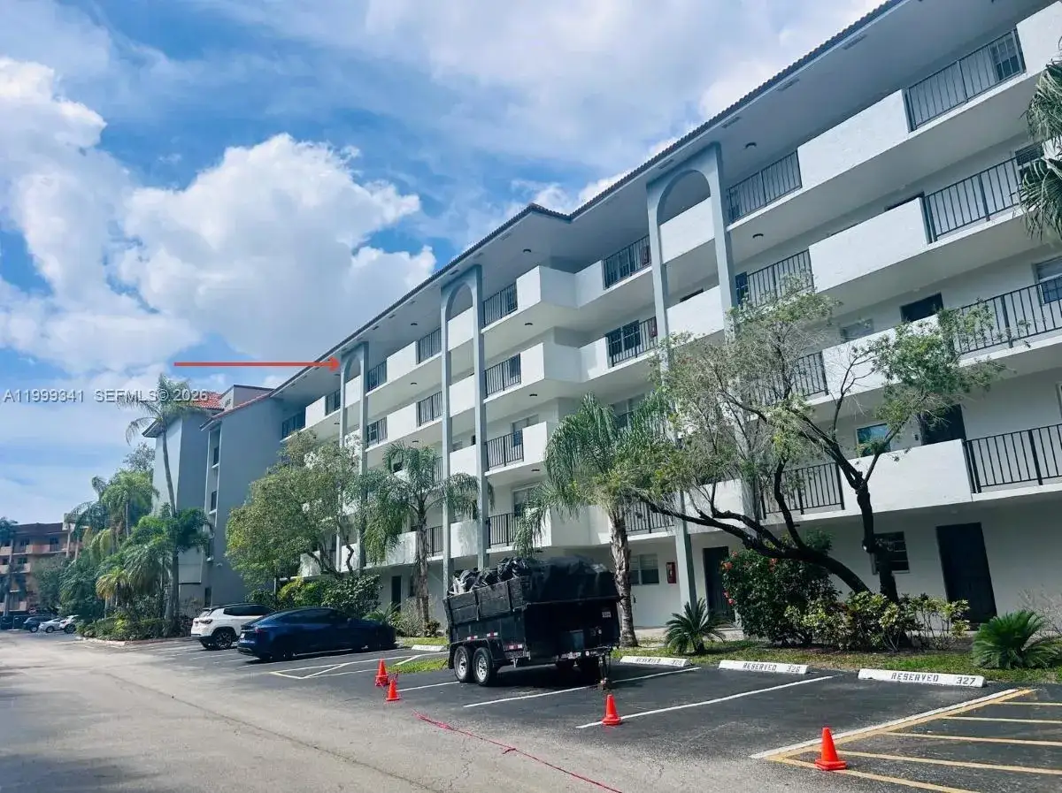 2 bedroom 2 bath Residential for sale at 4025 N Nob Hill Rd # 508, Sunrise FL 33351