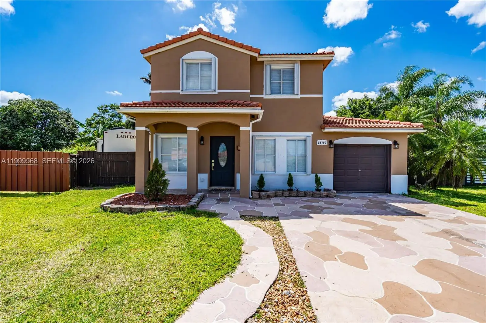 3 bedroom 2 bath Residential for sale at 13790 SW 174th St, Miami FL 33177
