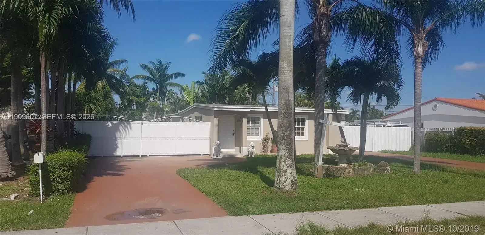 2 bedroom 1 bath Residential Lease for rent at 9841 SW 48th St # 1, Miami FL 33165