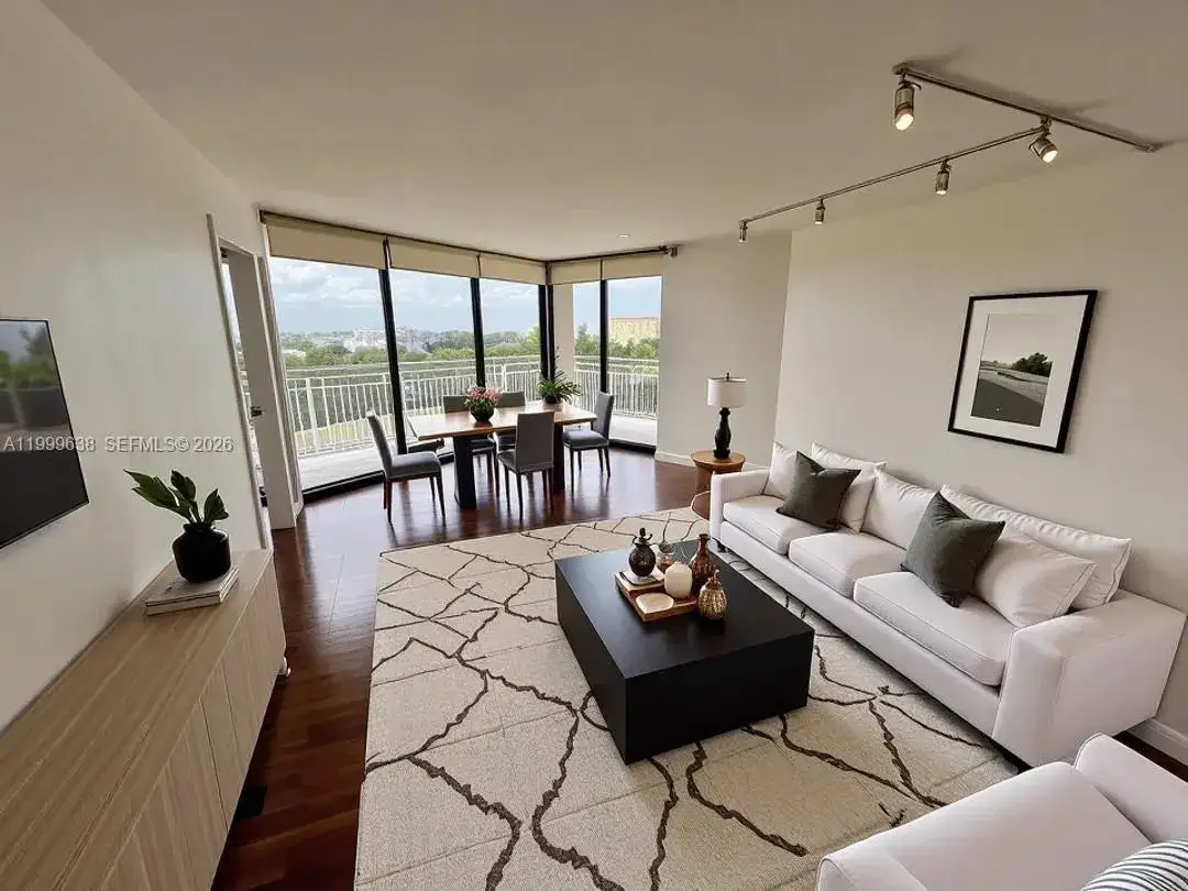 2 bedroom 2 bath Residential for sale at 1000 Quayside Ter # 1009, Miami FL 33138