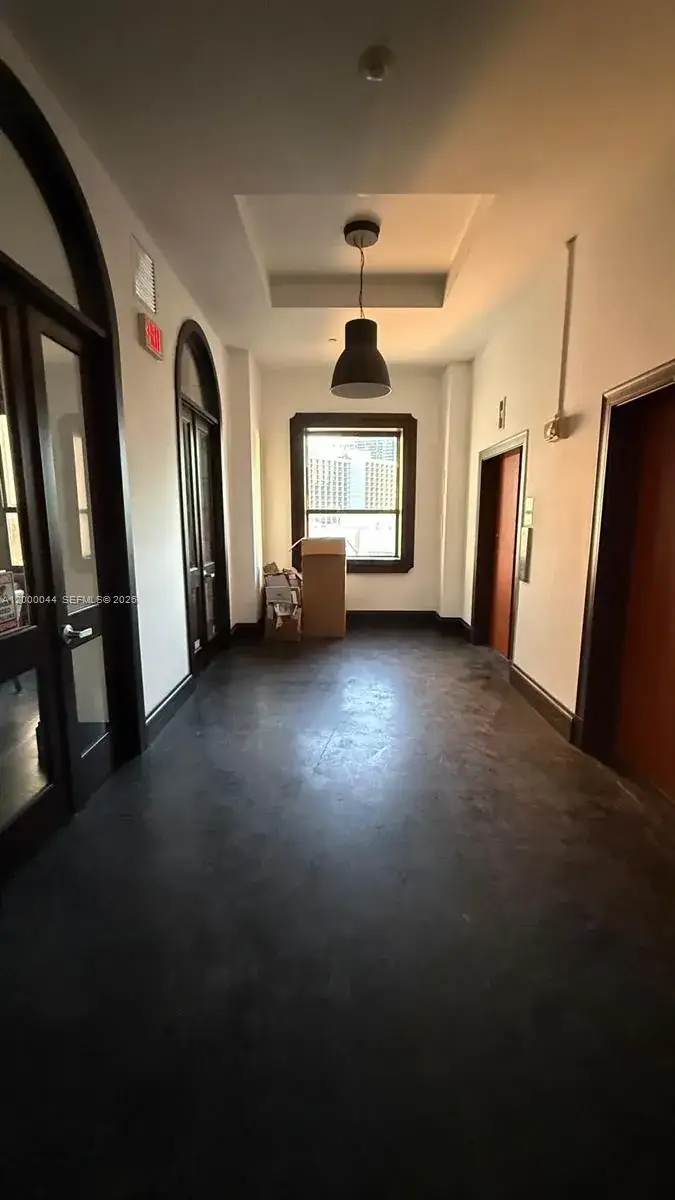 Commercial Sale for sale at 168 SE 1st St PH, Miami FL 33131