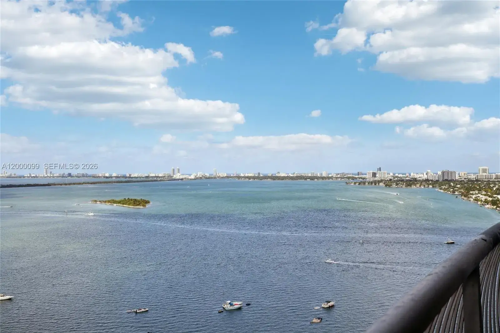 1 bedroom 1 bath Residential Lease for rent at 1750 N Bayshore Dr # 2805, Miami FL 33137
