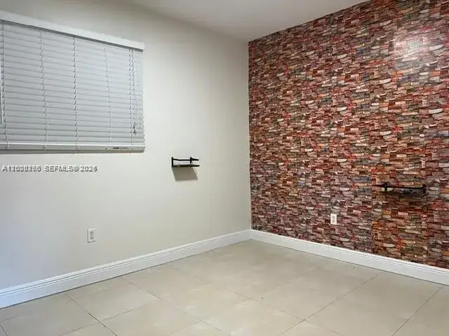 1 bath Residential Lease for rent at 13930 SW 109th St # 0, Miami FL 33186