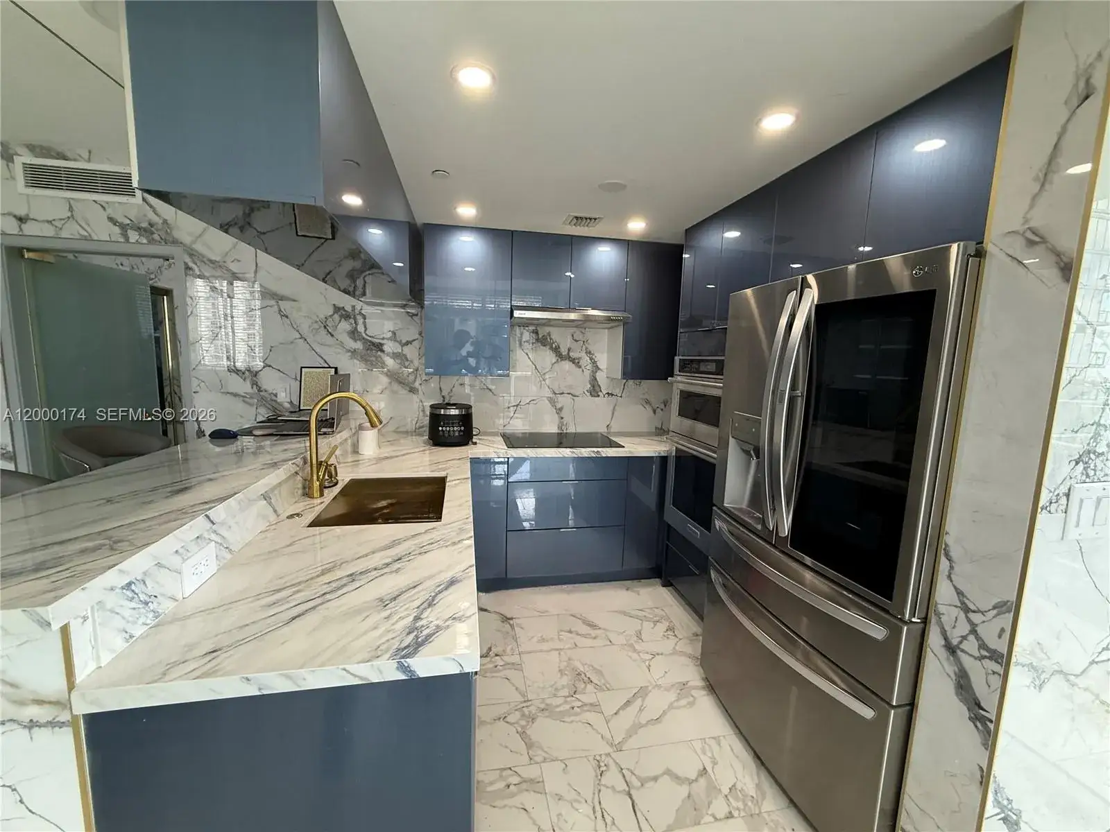1 bedroom 1 bath Residential Lease for rent at 601 NE 23rd St # 903, Miami FL 33137
