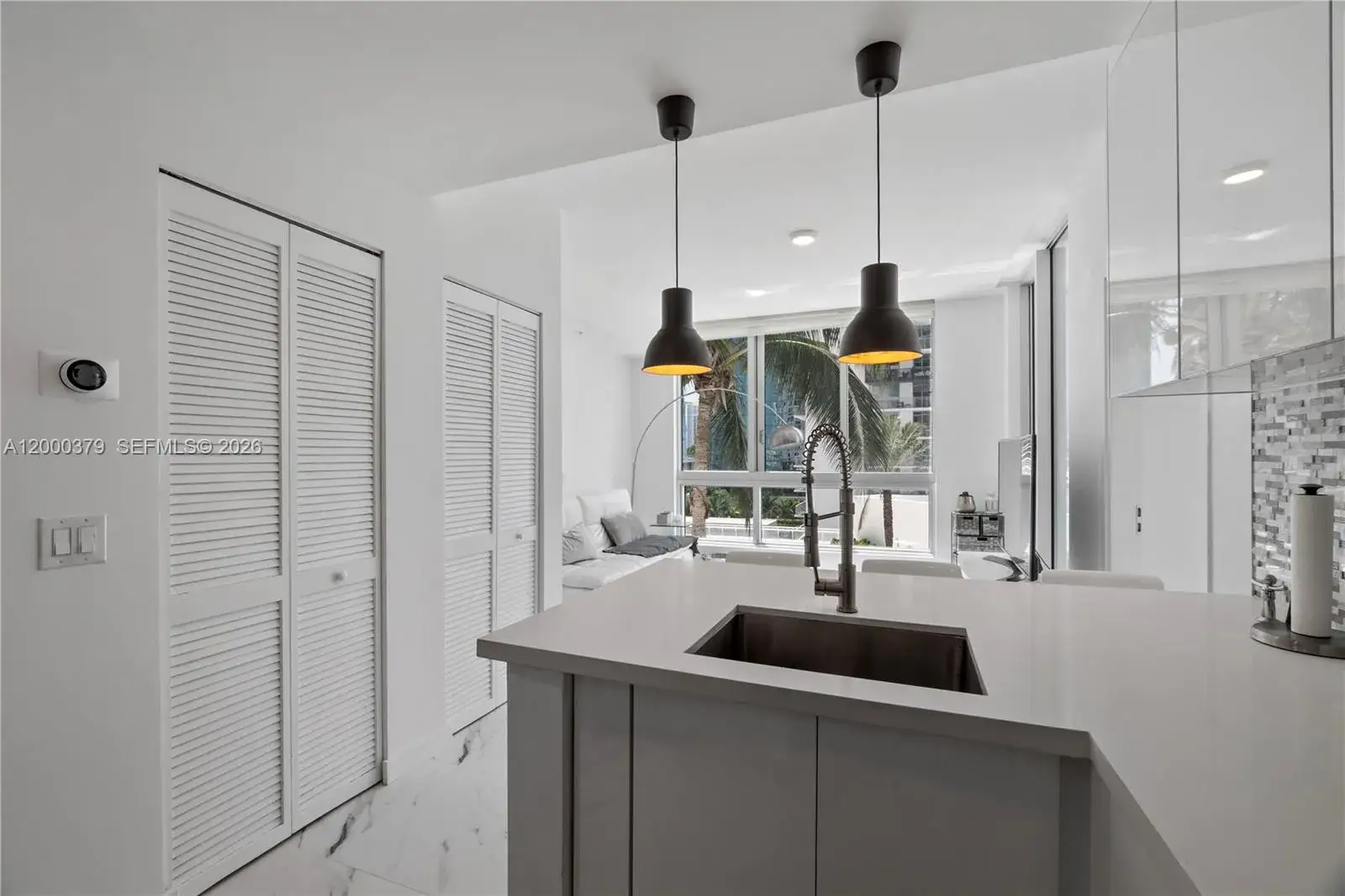 1 bedroom 1 bath Residential for sale at 300 S Biscayne Blvd # 1411, Miami FL 33131