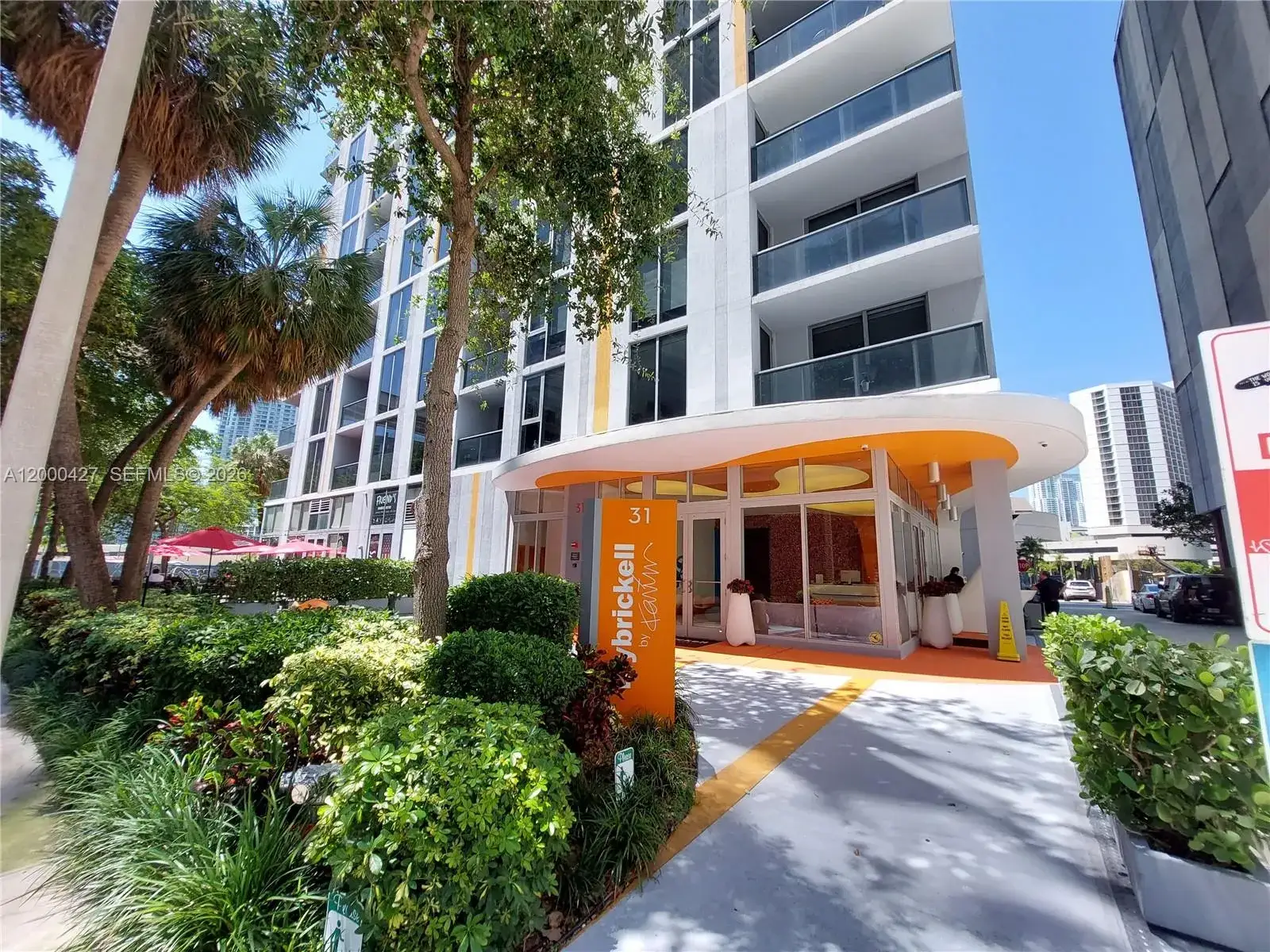 1 bath Residential Lease for rent at 31 SE 6th St # 403, Miami FL 33131