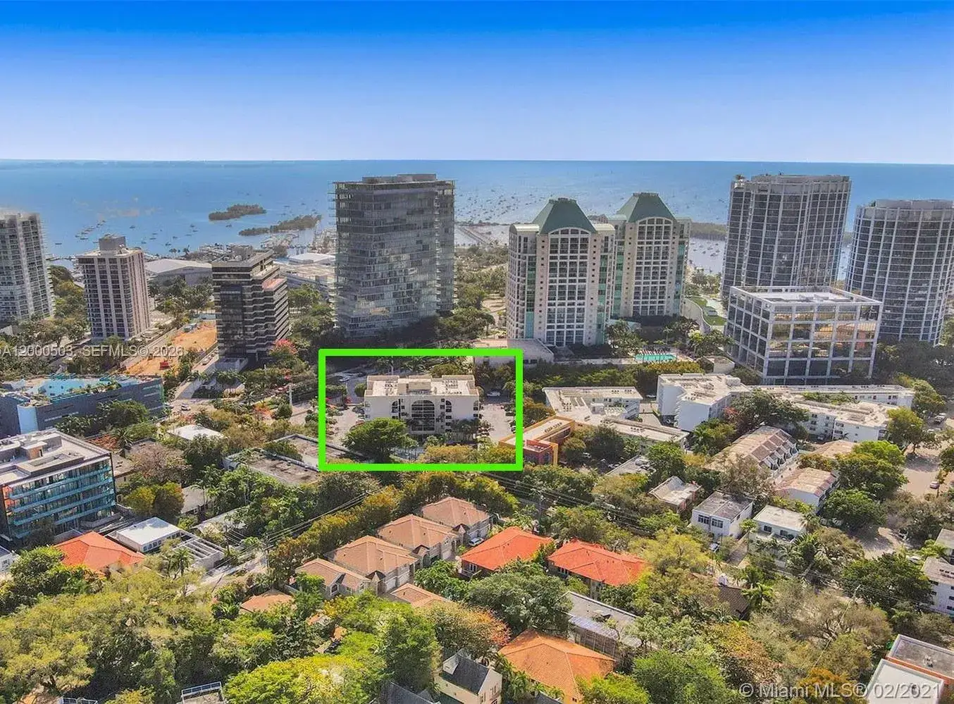 2 bedroom 1 bath Residential Lease for rent at 2715 Tigertail Ave # 204, Miami FL 33133