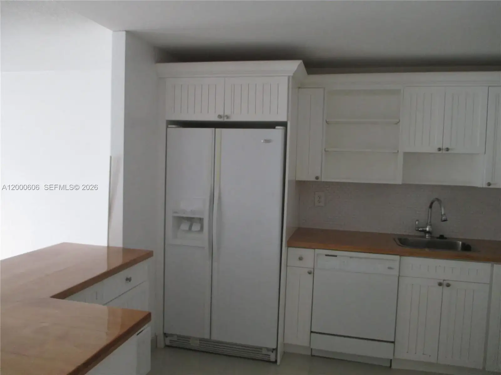 1 bedroom 1 bath Residential Lease for rent at 1865 Brickell Ave # A1207, Miami FL 33129