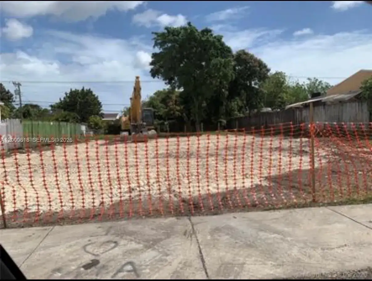 Land/Boat Docks for sale at 601 sw 44th ct, Miami FL 33134
