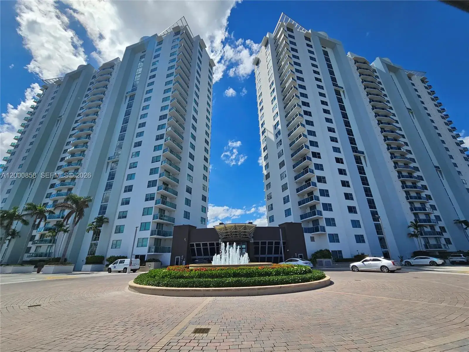 3 bedroom 2 bath Residential for sale at 2681 N Flamingo Rd # 1805S, Sunrise FL 33323