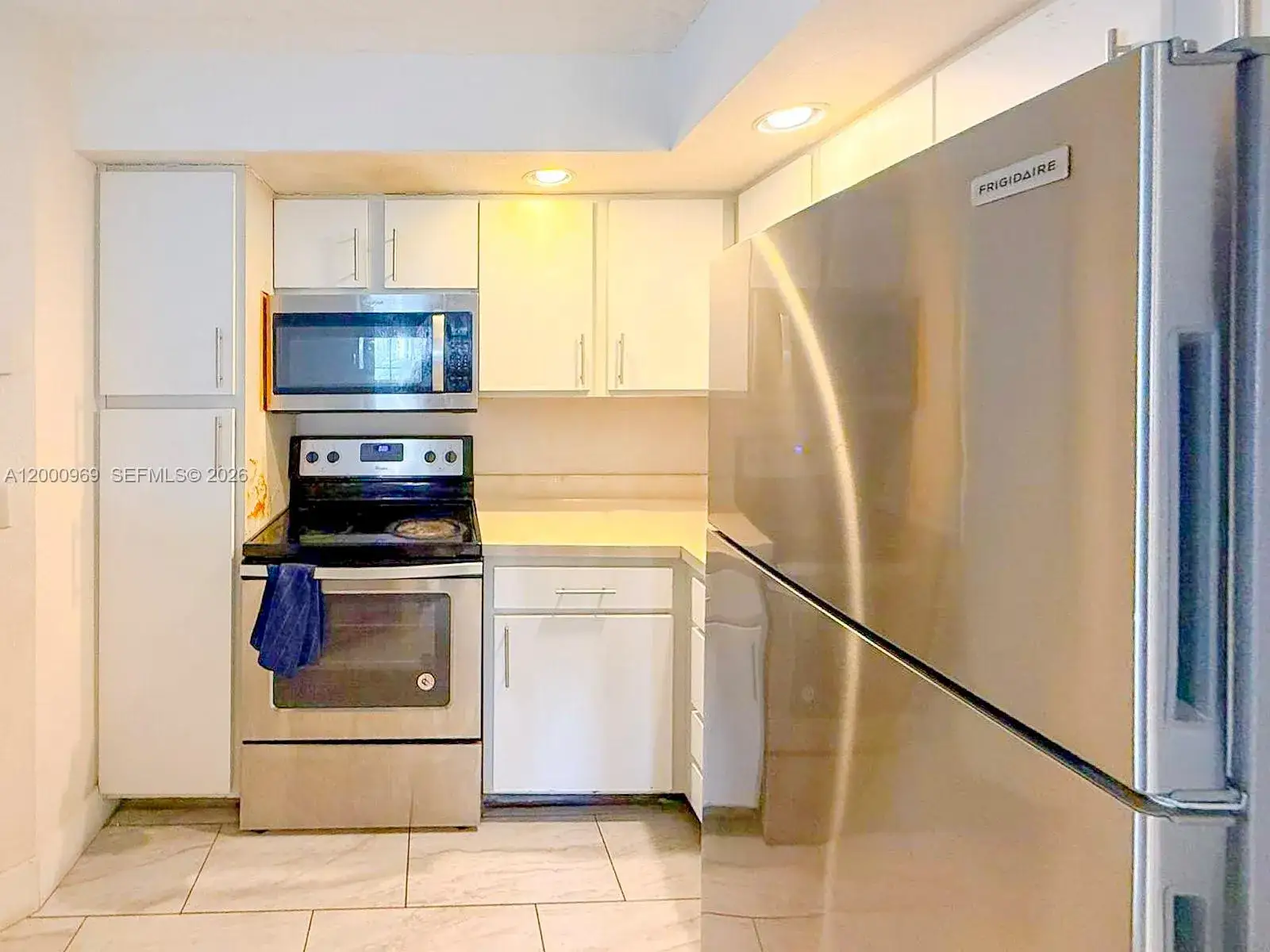 2 bedroom 2 bath Residential for sale at 3440 N Pinewalk Dr N # 518, Margate FL 33063
