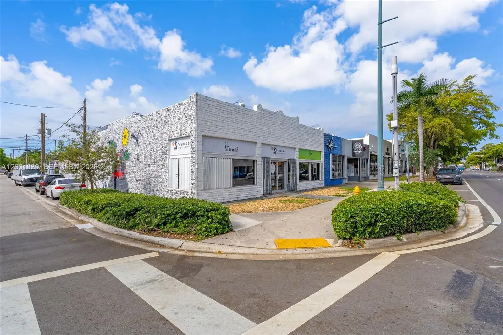 Commercial Sale for sale at 1000 SW 8th St, Miami FL 33130