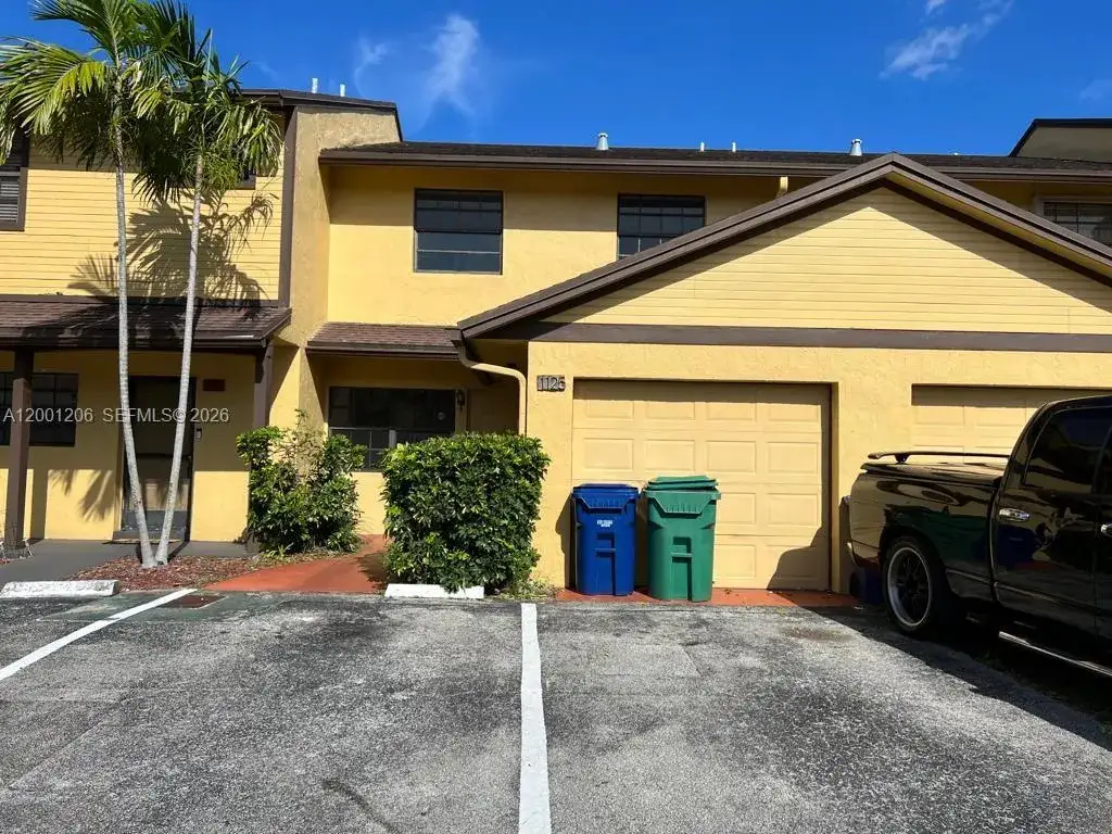 4 bedroom 3 bath Residential Lease for rent at 1125 NE 210th Ter, Miami FL 33179