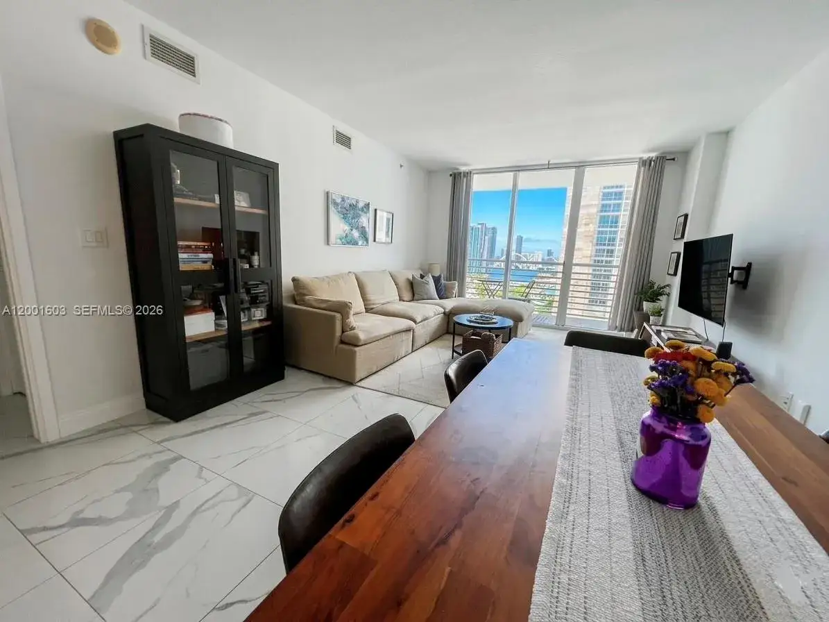 2 bedroom 2 bath Residential for sale at 335 S Biscayne Blvd # 3300, Miami FL 33131