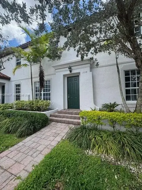 3 bedroom 2 bath Residential Lease for rent at 17138 SW 93rd St # 17138, Miami FL 33196
