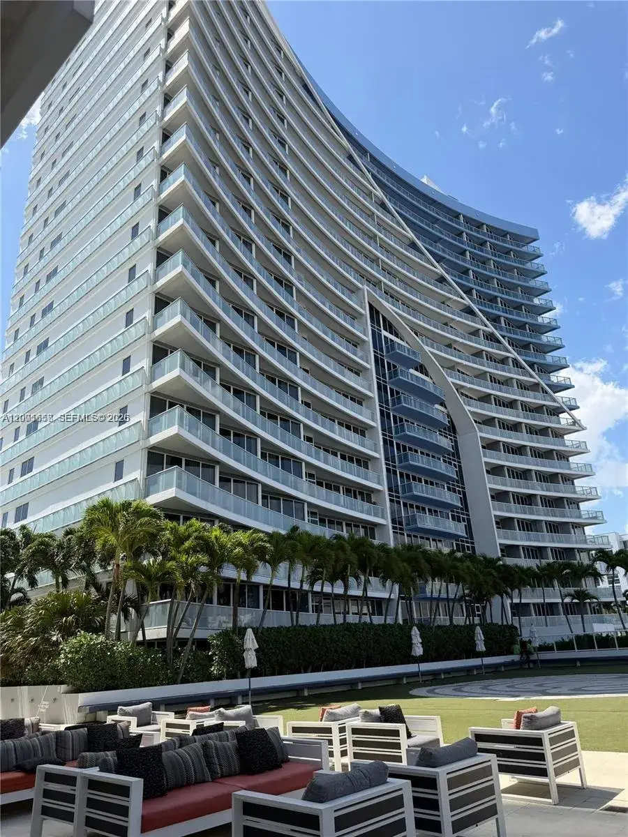 2 bedroom 2 bath Residential for sale at 3101 Bayshore Dr # 608, Fort Lauderdale FL 33304