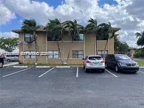 2 bedroom 2 bath Residential for sale at 2605 W 67th Pl # 10, Hialeah FL 33016