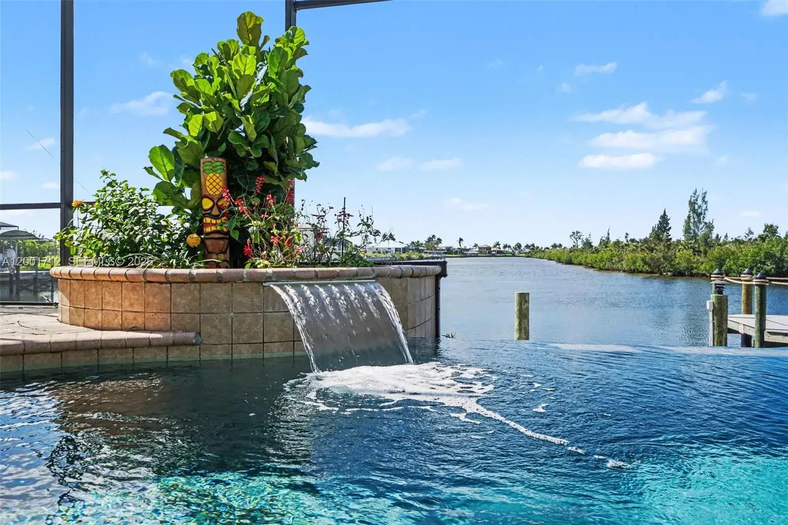 3 bedroom 3 bath Residential for sale at 4214 Gulfstream PKWY, Cape Coral FL 33993