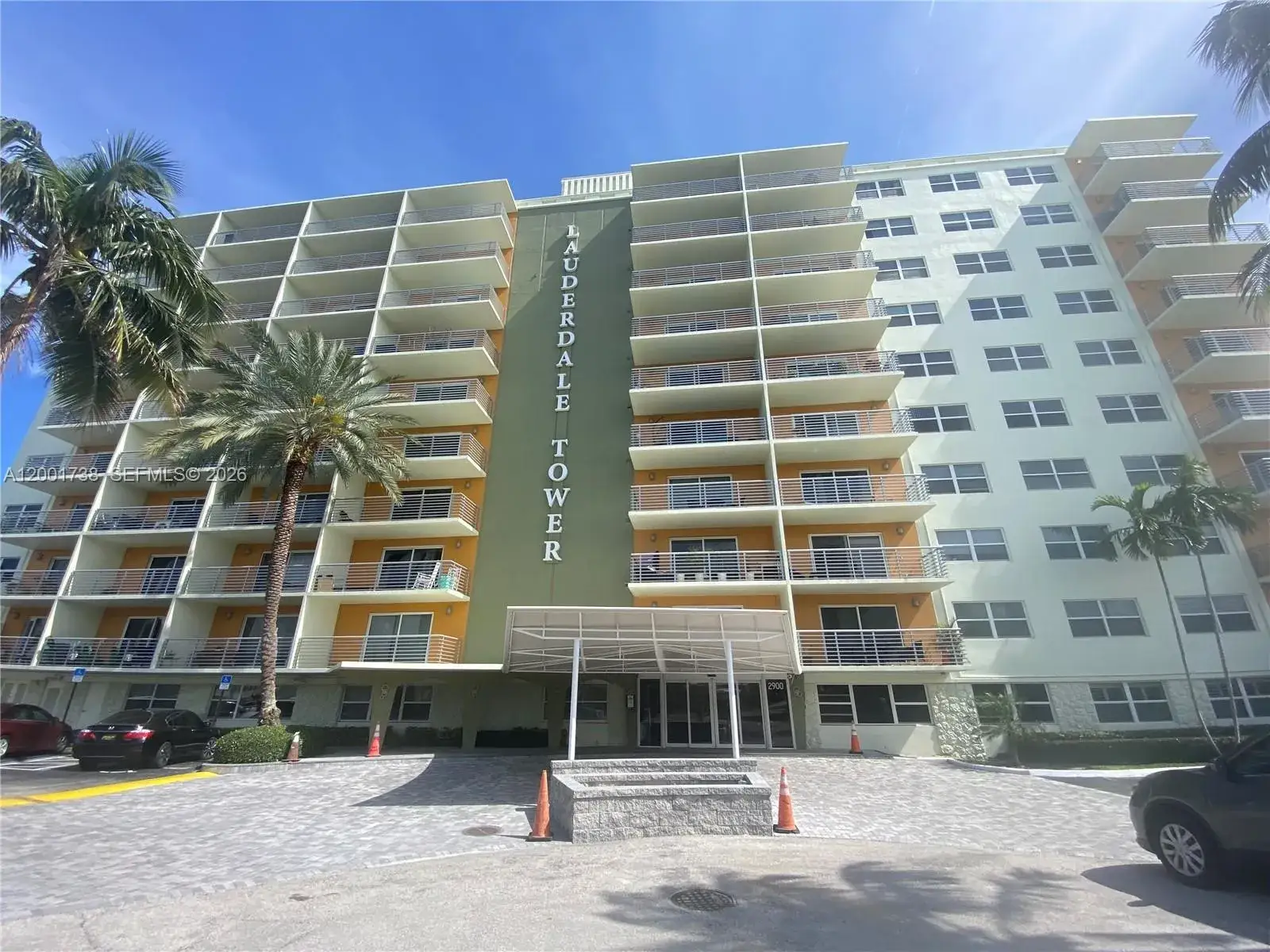 1 bedroom 1 bath Residential for sale at 2900 NE 30th St # F2, Fort Lauderdale FL 33306
