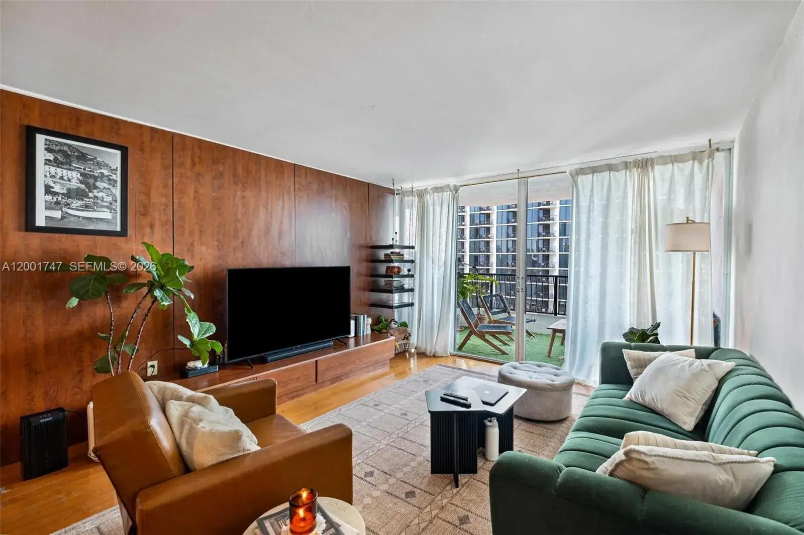 1 bedroom 1 bath Residential for sale at 555 NE 15th St # 26F, Miami FL 33132
