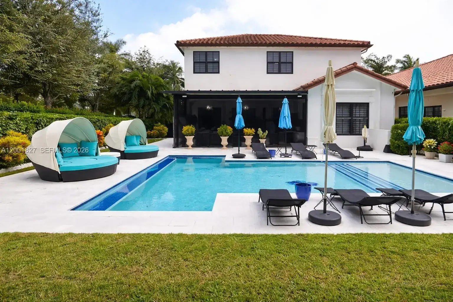 8537 NW 39th Ct, Cooper City FL 33024
