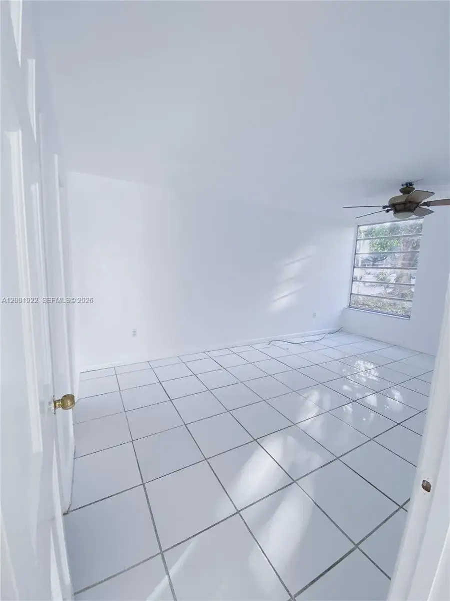 2 bedroom 2 bath Residential for sale at 870 NW 87th Ave # 110, Miami FL 33172