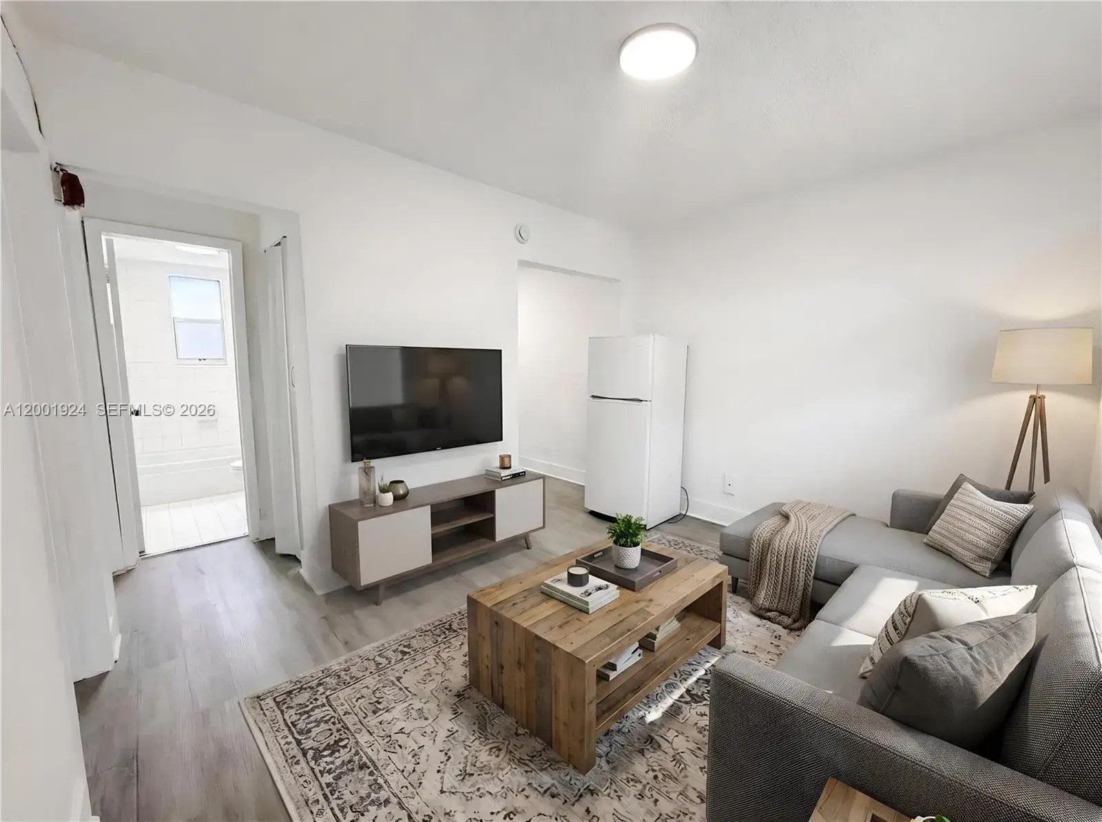 2 bedroom 1 bath Residential Lease for rent at 220 NW 11th Ter # 3, Miami FL 33136
