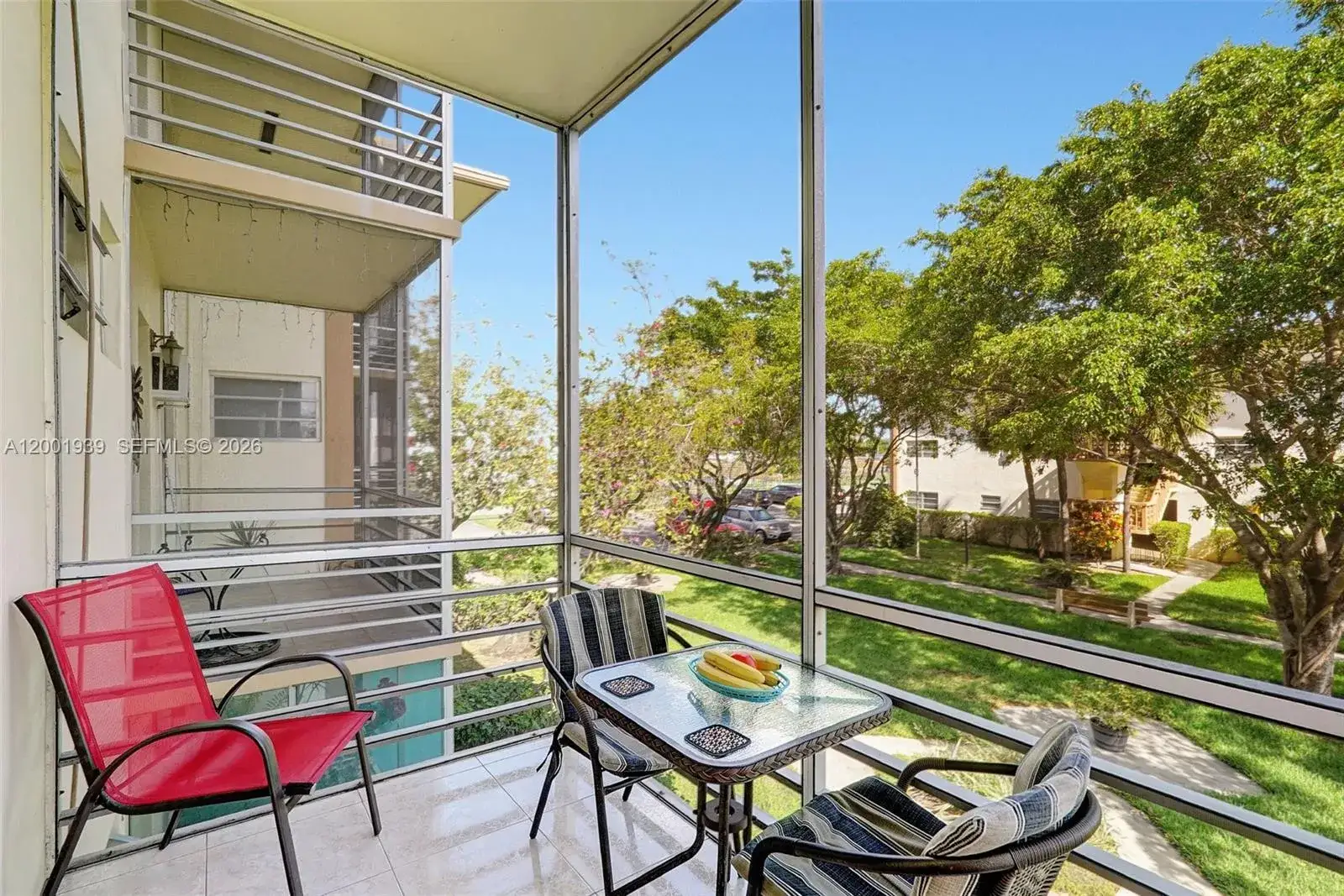 1 bedroom 1 bath Residential for sale at 16801 NE 13th Ave # 206, Miami FL 33162